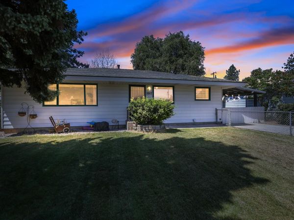 5917 N ADDISON St, Spokane, WA 99208