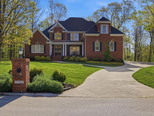2590 Bristlecone Lane, Signal Mountain, TN 37377