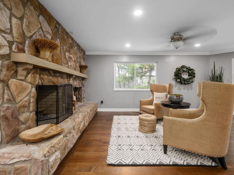 7402 Riverside Drive, Dublin, OH 43016 Photo 10