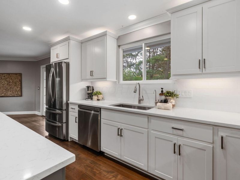 7402 Riverside Drive, Dublin, OH 43016 Photo 27