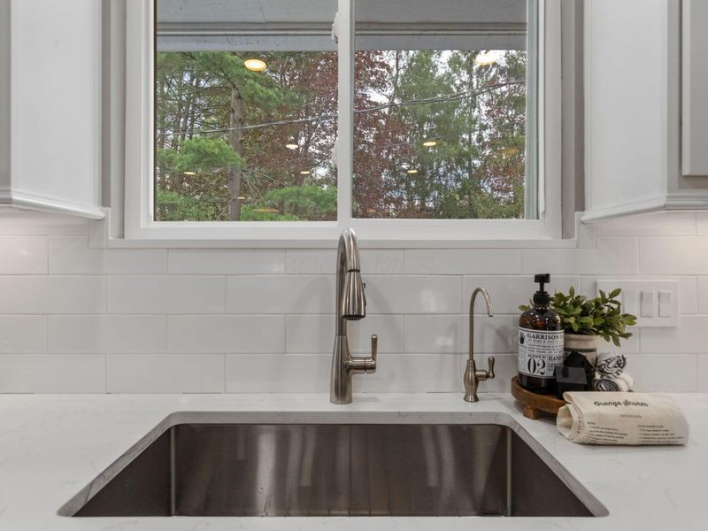 7402 Riverside Drive, Dublin, OH 43016 Photo 30