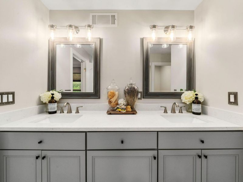 7402 Riverside Drive, Dublin, OH 43016 Photo 52