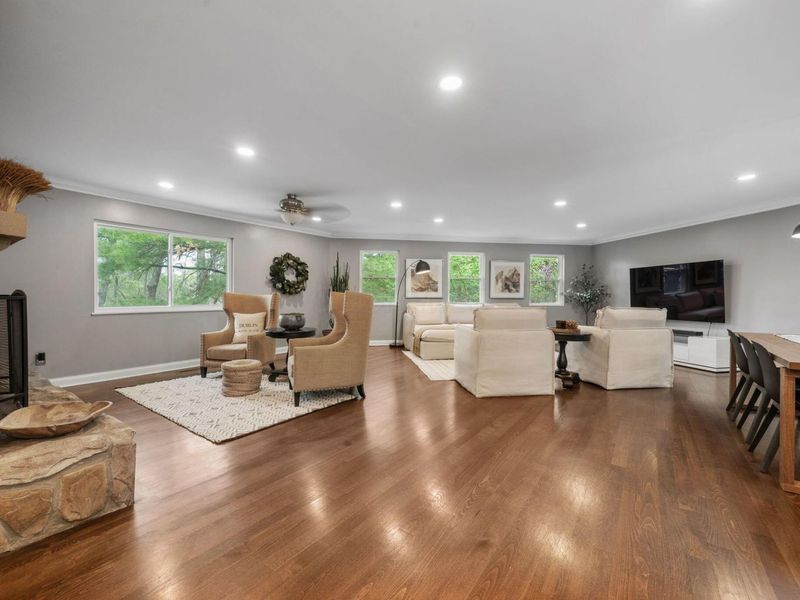 7402 Riverside Drive, Dublin, OH 43016 Photo 8