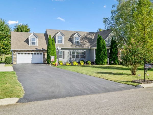 2305 Mustang Way , Spring Hill, TN 37174