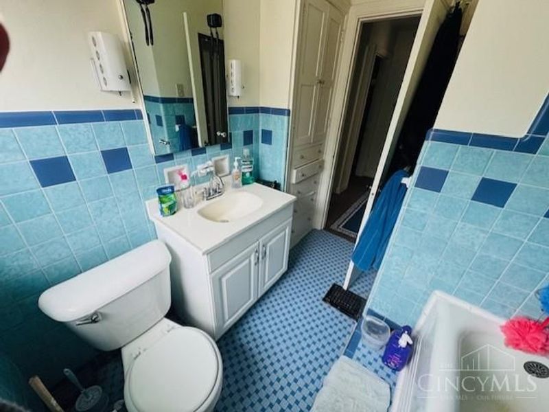 3608 Gamble Avenue, Cheviot, OH 45211 Photo 5