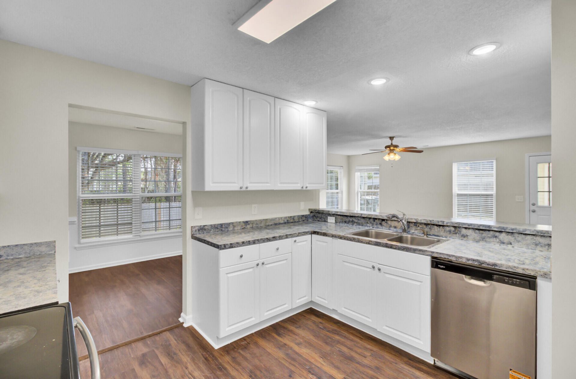 325 Sunburst Way Photo 10