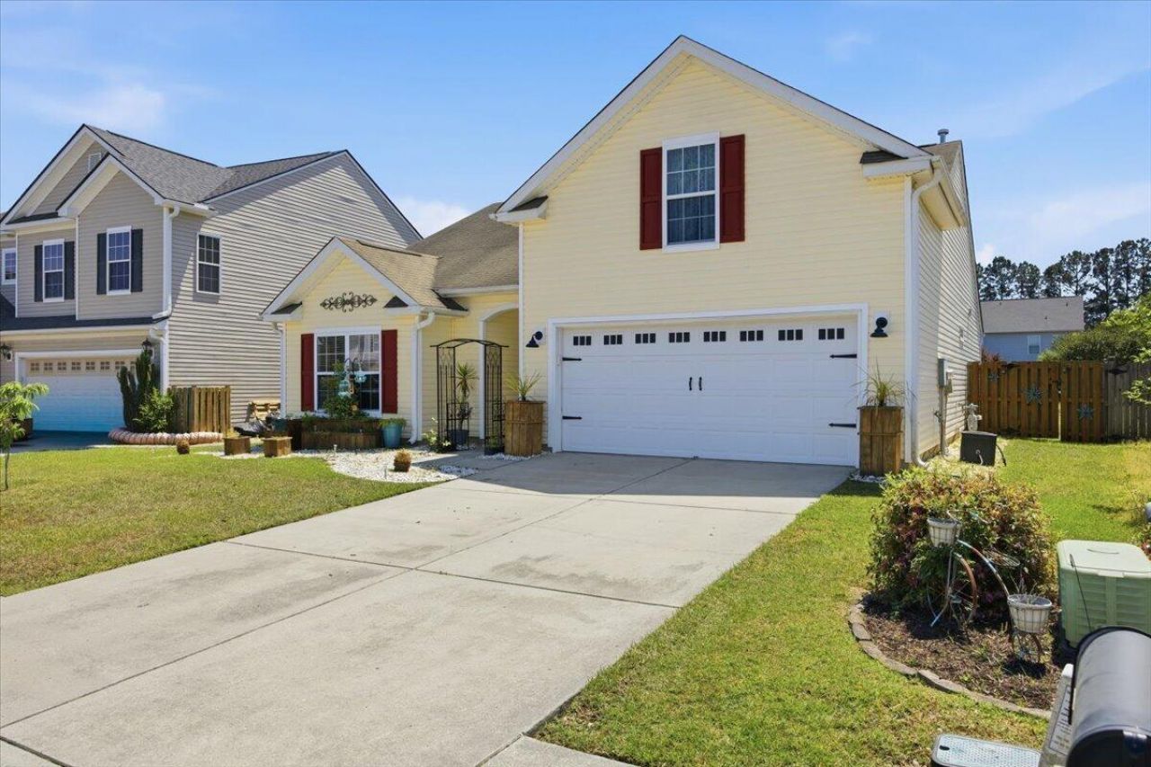 8009 Henderson Road Photo 4