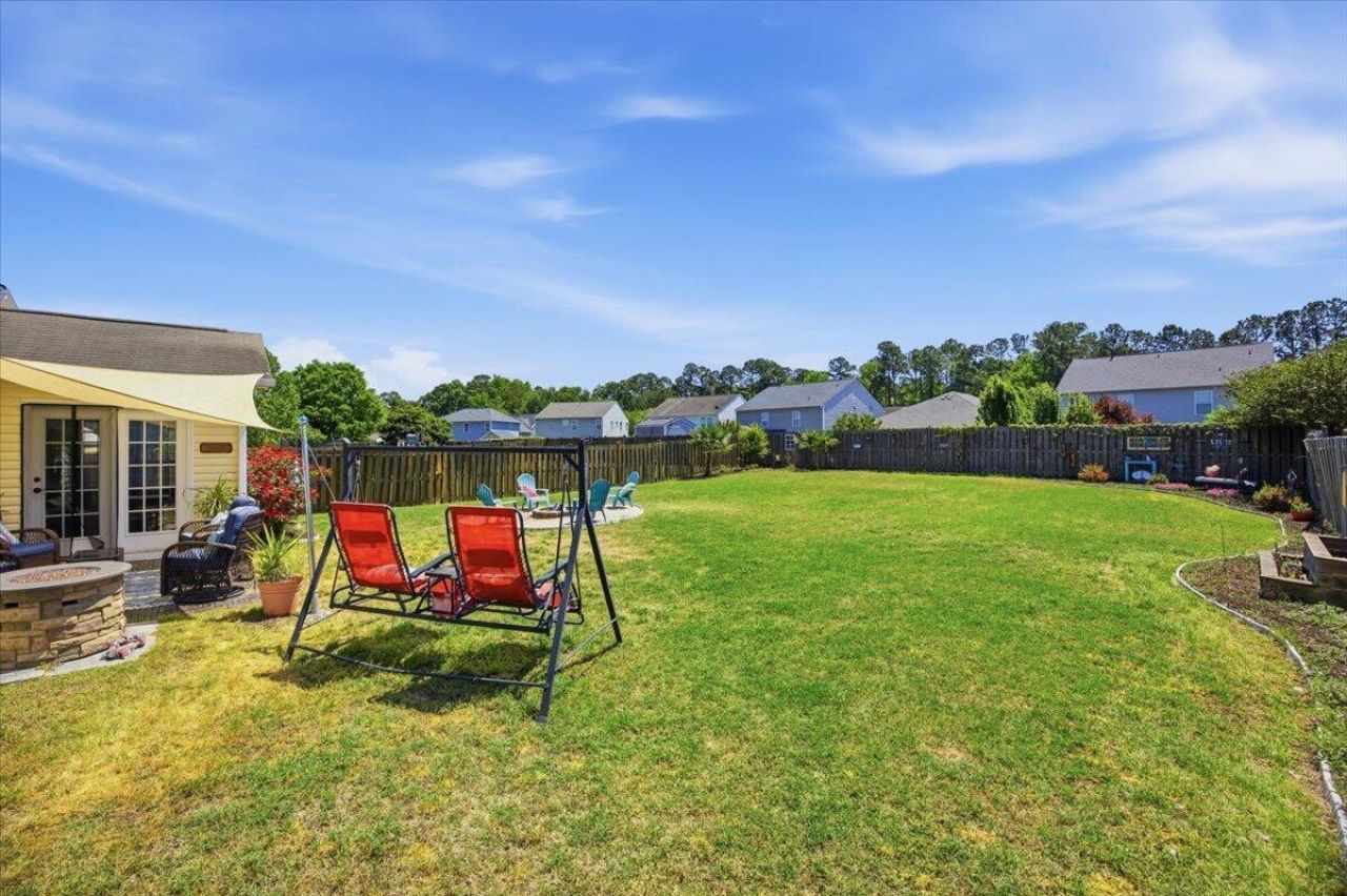 8009 Henderson Road Photo 42