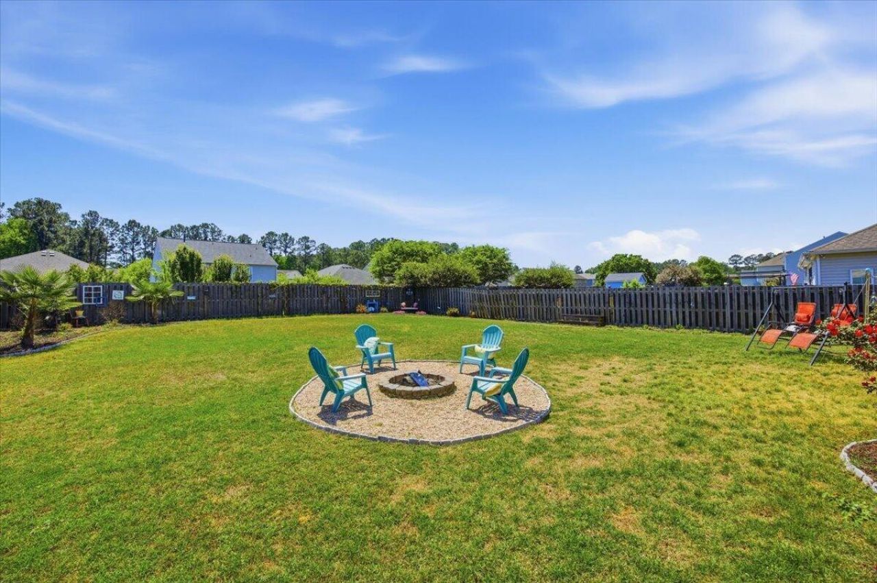 8009 Henderson Road Photo 46