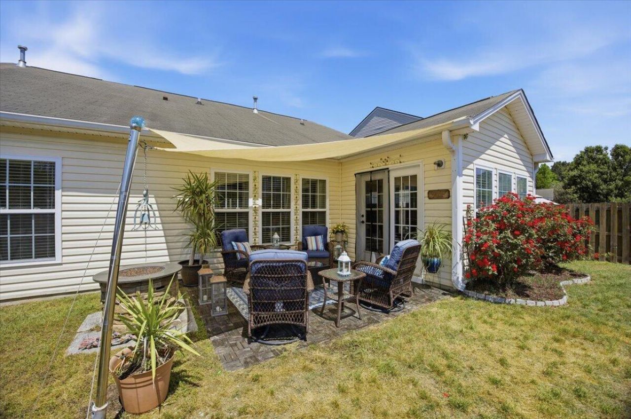 8009 Henderson Road Photo 48