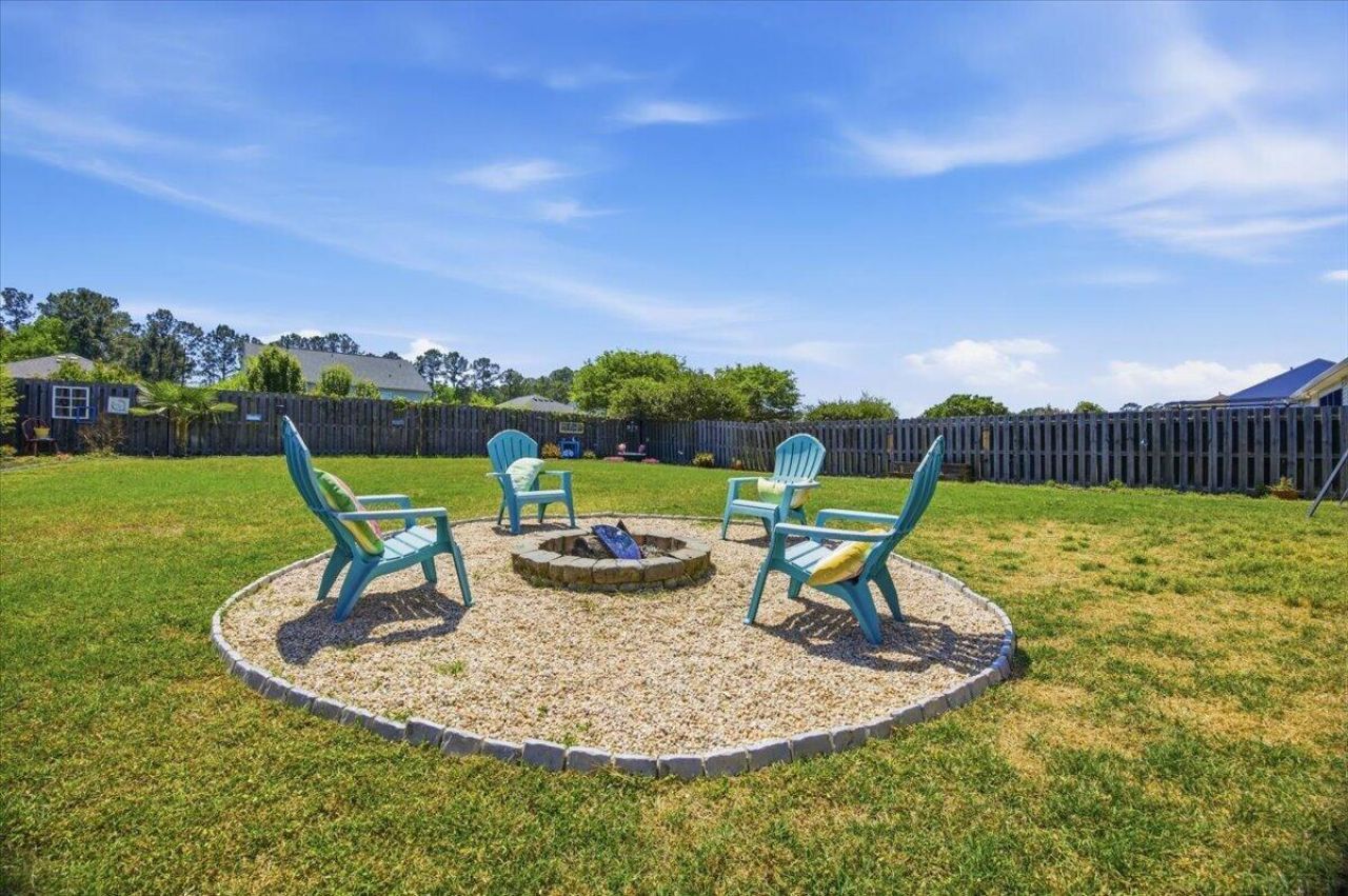 8009 Henderson Road Photo 49