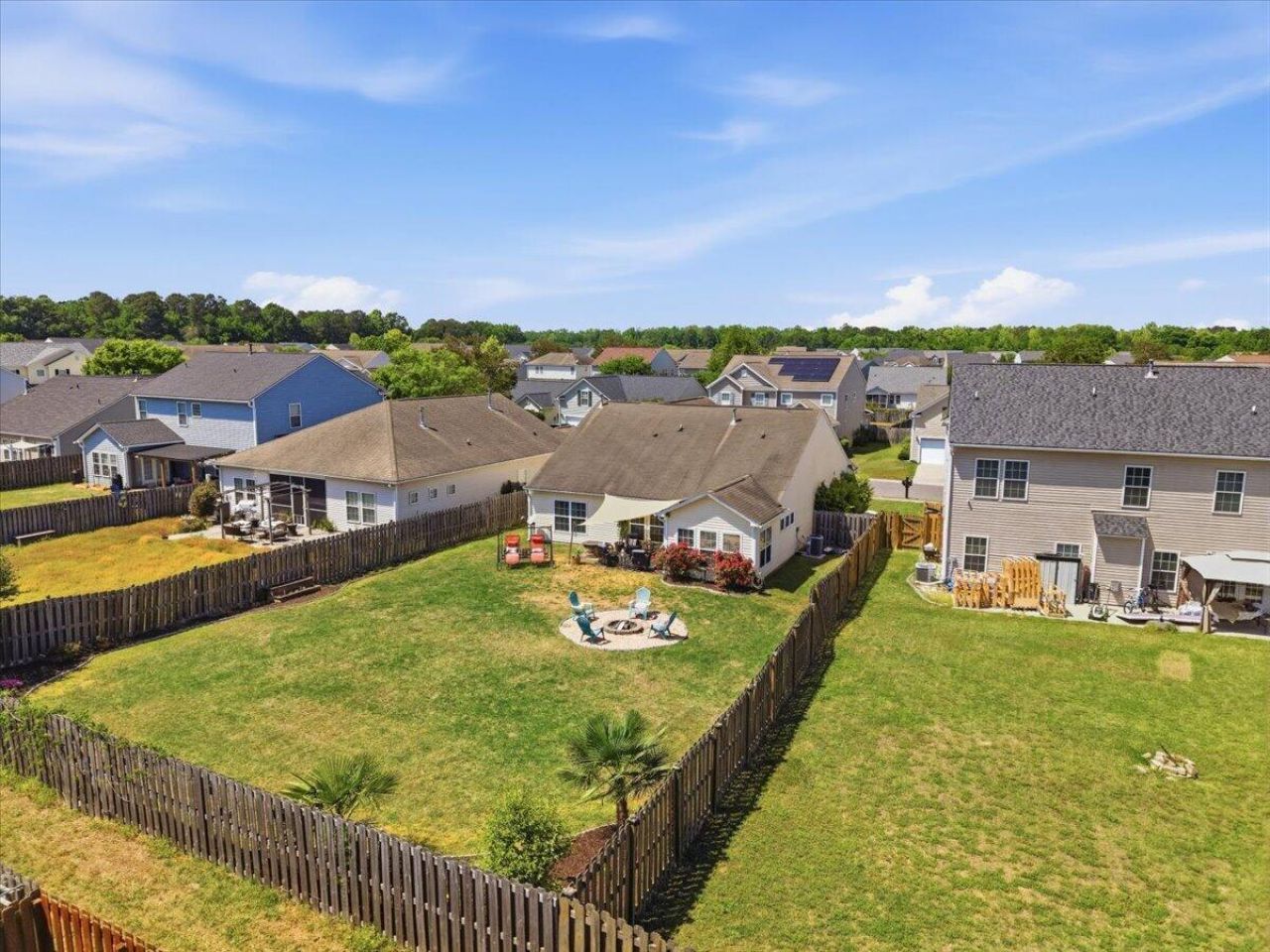 8009 Henderson Road Photo 52