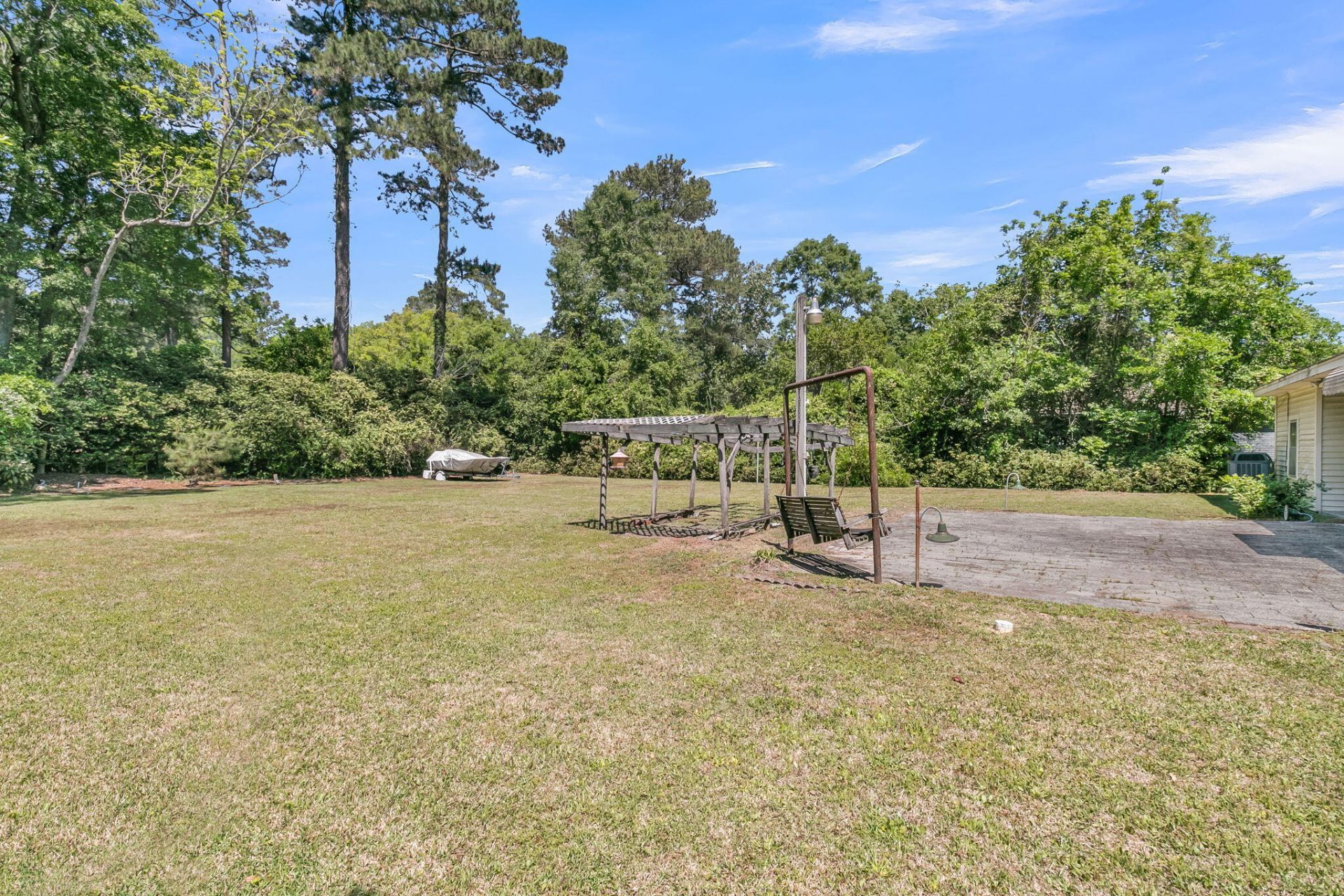 1223 Winston Street Photo 30