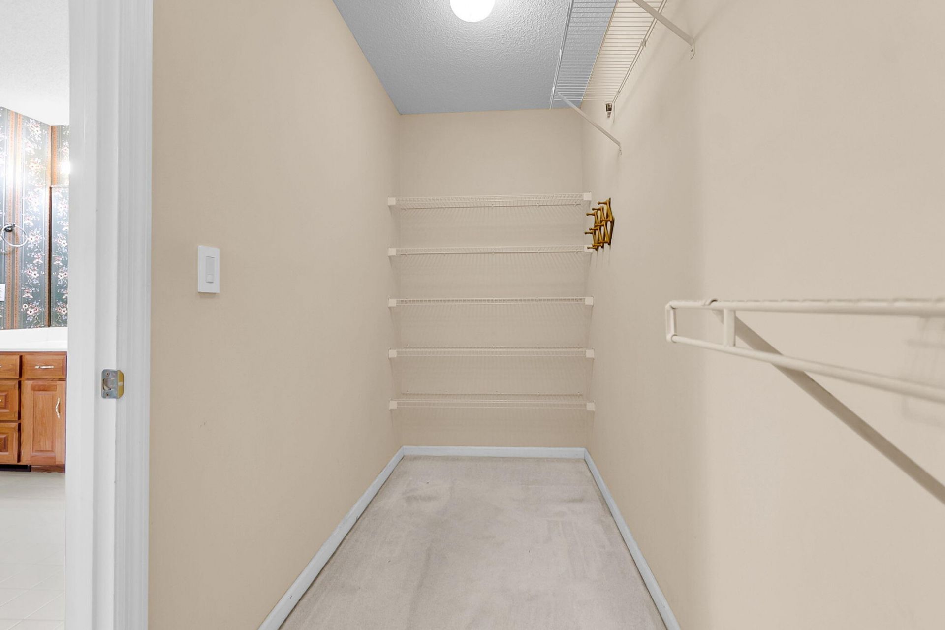 110 Iken Circle Photo 34