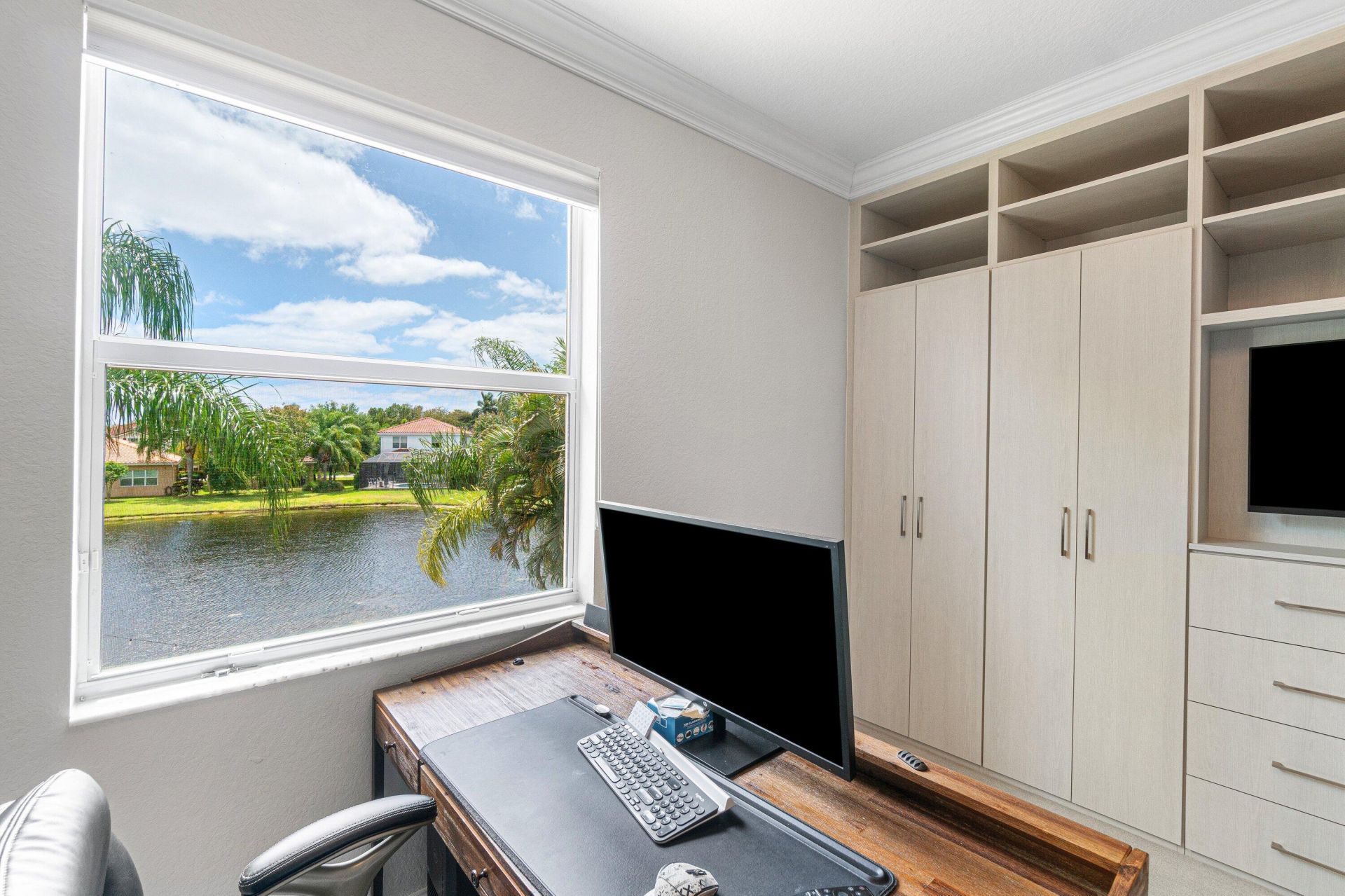 8300 Calabria Lakes Drive, Boynton Beach, FL 33473 Photo