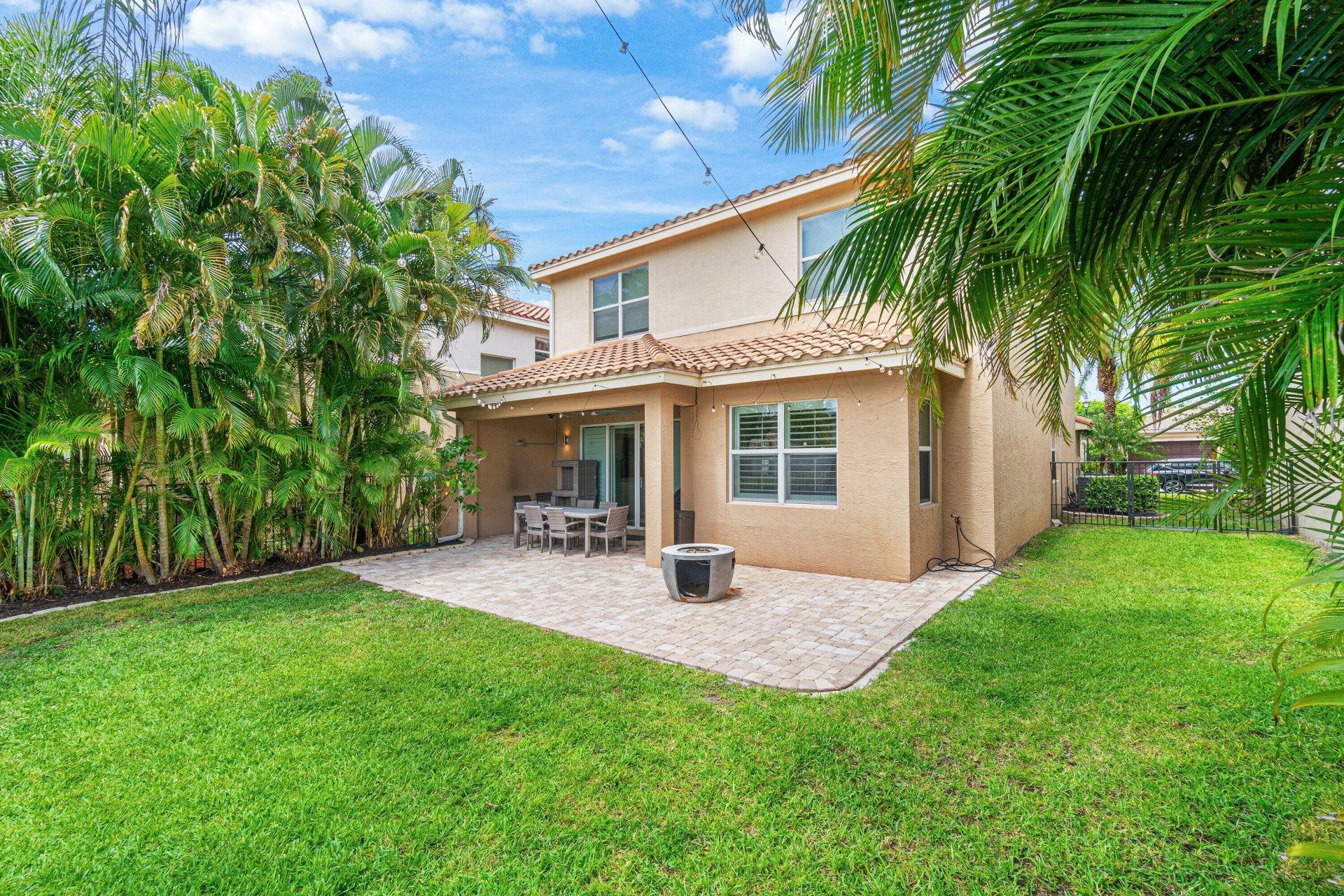 8300 Calabria Lakes Drive, Boynton Beach, FL 33473 Photo