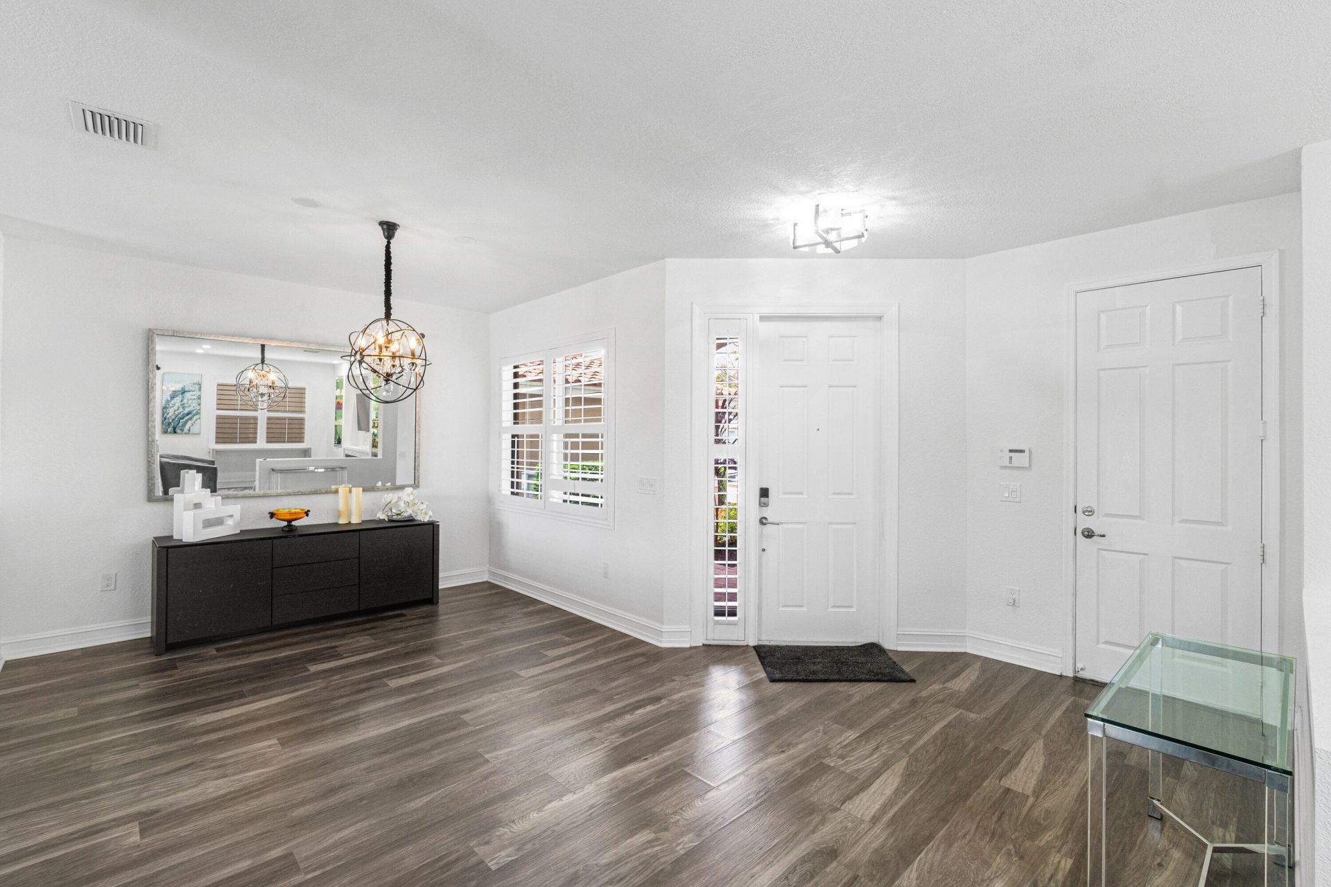 8300 Calabria Lakes Drive, Boynton Beach, FL 33473 Photo