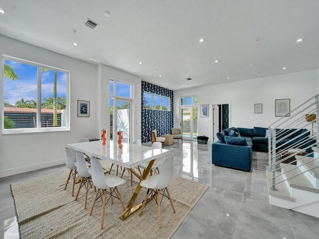 1220 NE 15th Avenue, Fort Lauderdale, FL 33304 Photo