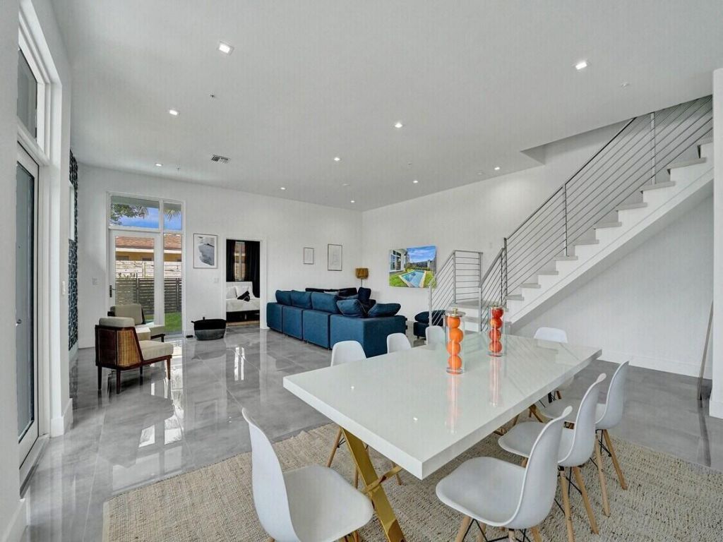 1220 NE 15th Avenue, Fort Lauderdale, FL 33304 Photo