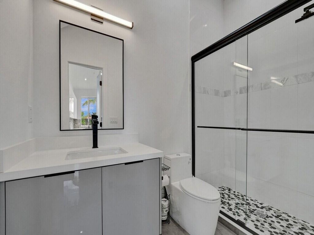 1220 NE 15th Avenue, Fort Lauderdale, FL 33304 Photo