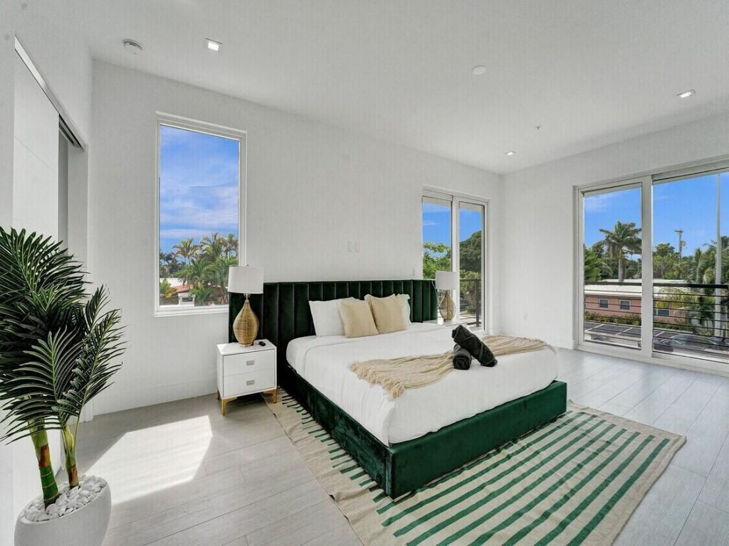 1220 NE 15th Avenue, Fort Lauderdale, FL 33304 Photo