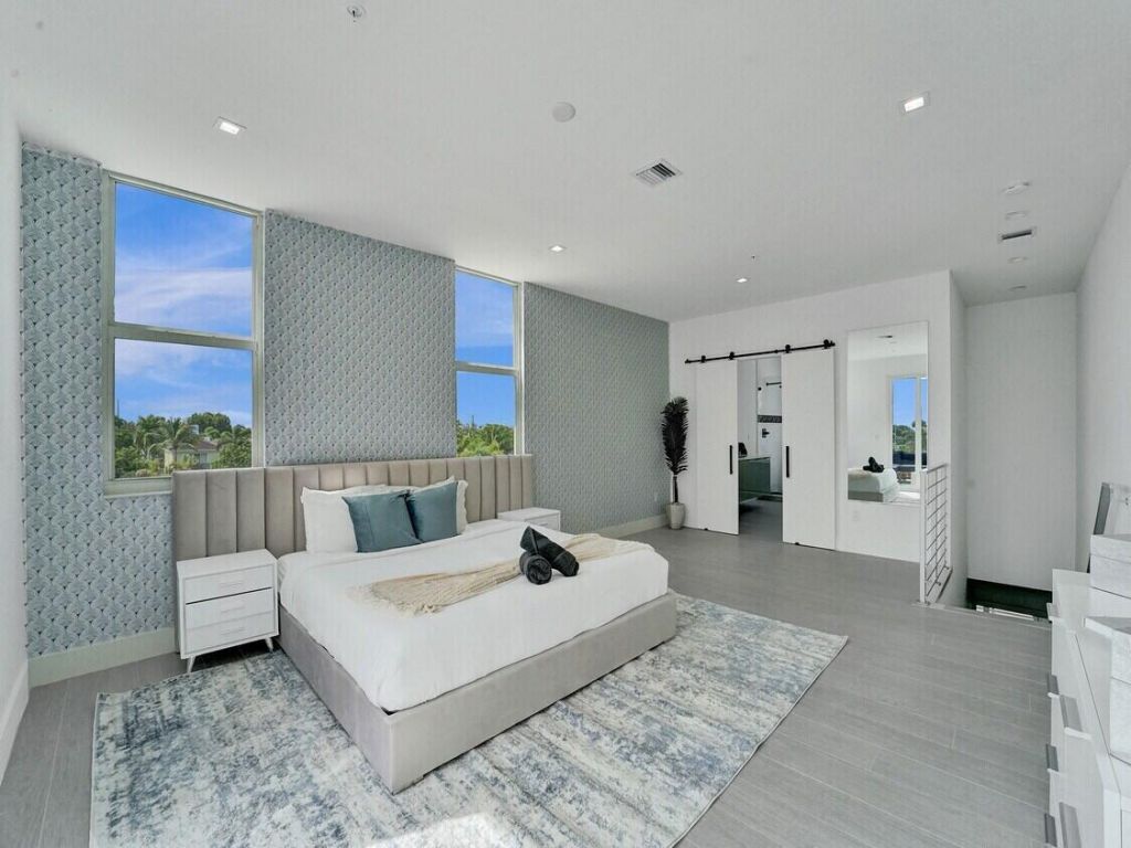 1220 NE 15th Avenue, Fort Lauderdale, FL 33304 Photo