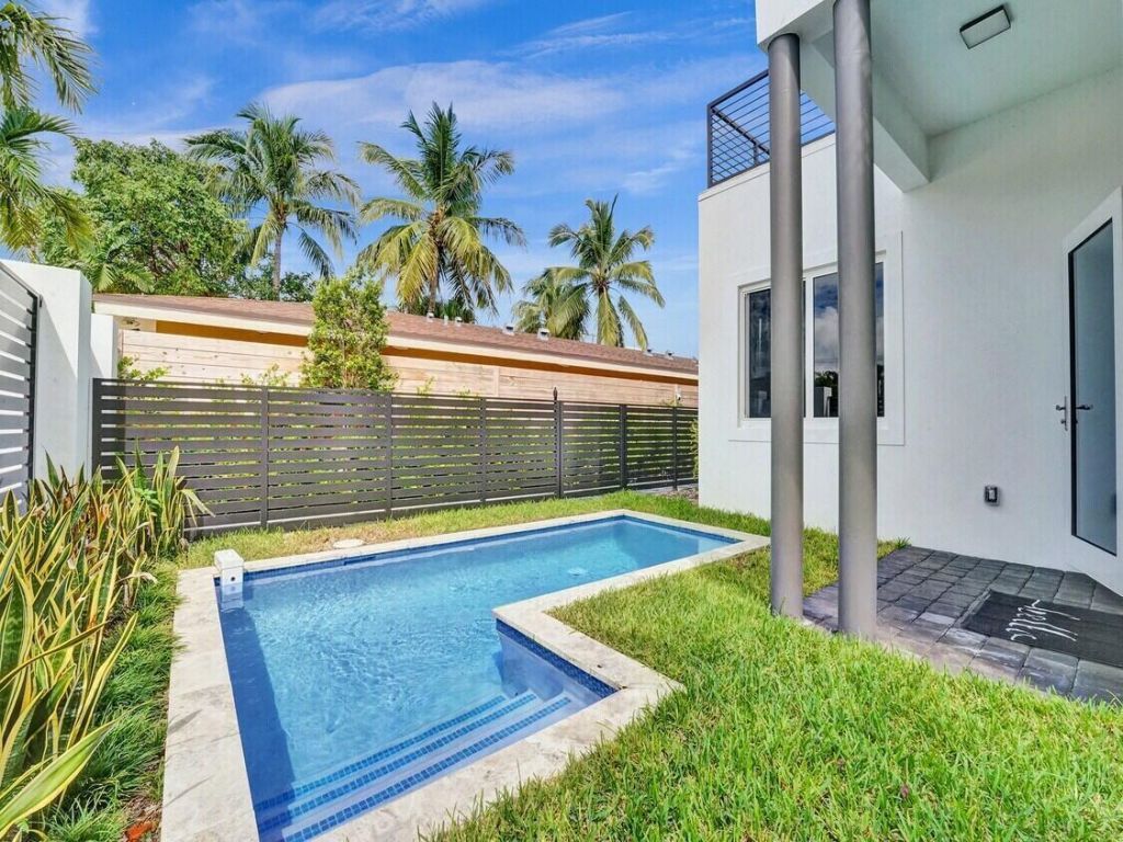 1220 NE 15th Avenue, Fort Lauderdale, FL 33304 Photo