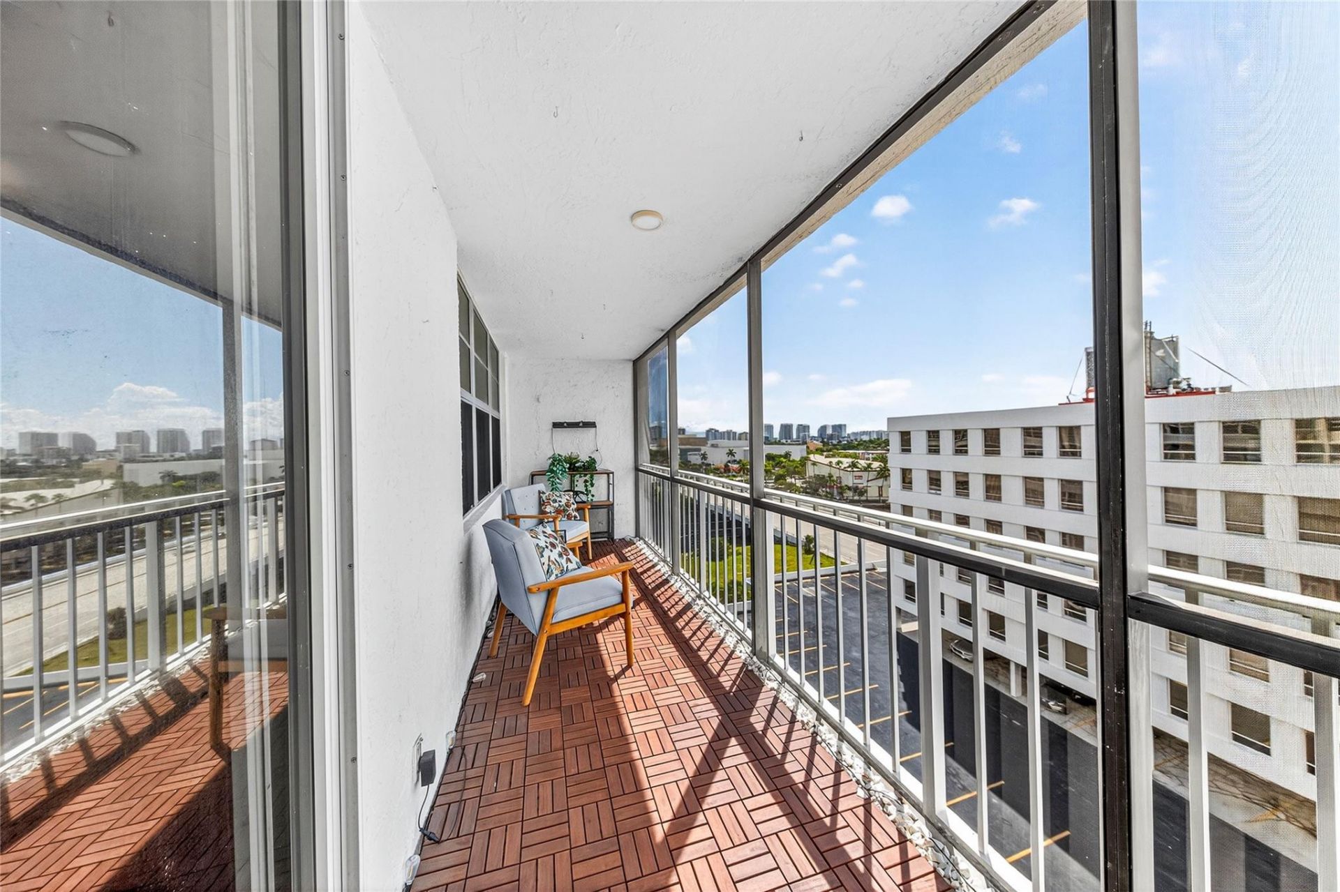 1160 N Federal Highway, Unit 1022, Fort Lauderdale, FL 33304 Photo