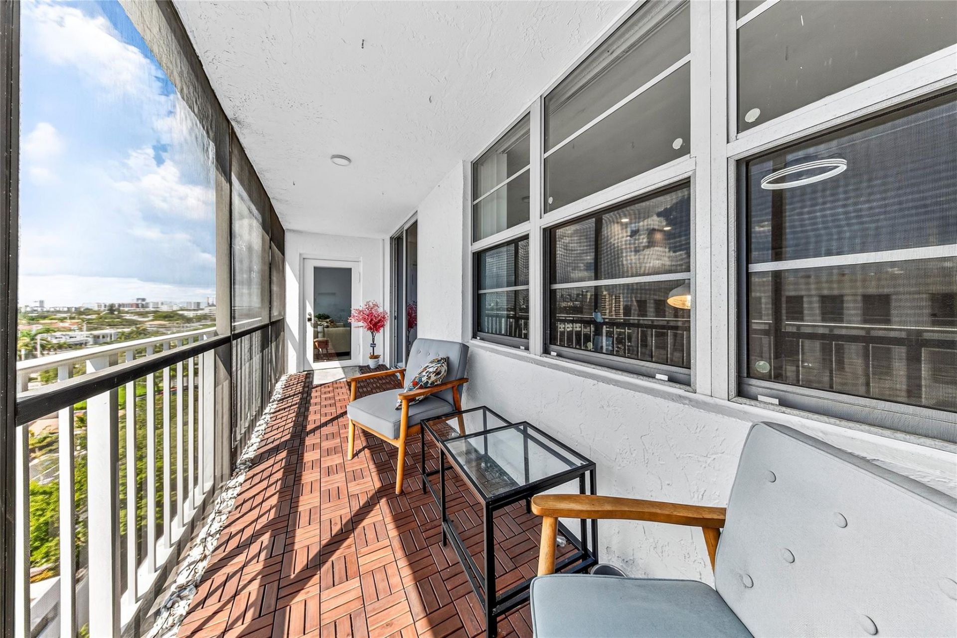 1160 N Federal Highway, Unit 1022, Fort Lauderdale, FL 33304 Photo