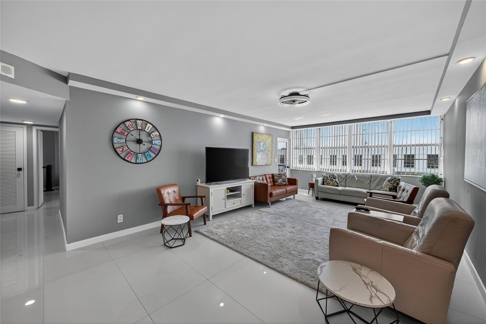 1160 N Federal Highway, Unit 1022, Fort Lauderdale, FL 33304 Photo