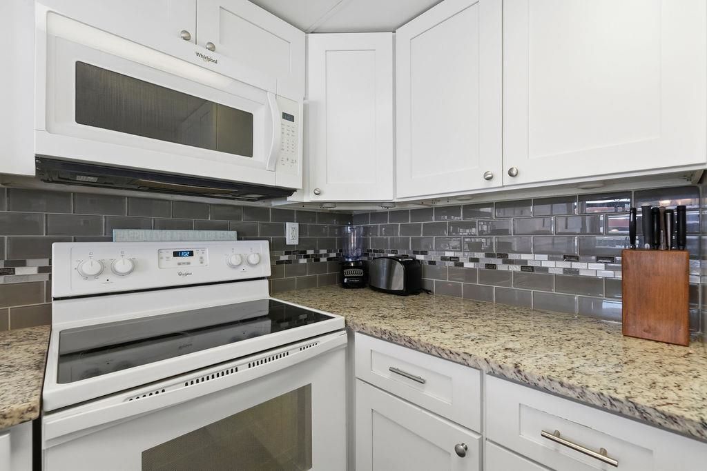 201 74th Ave. N Photo 13