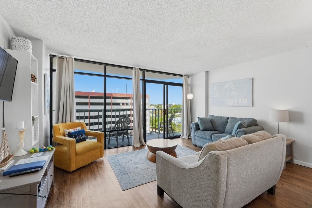 201 74th Ave. N Photo 18