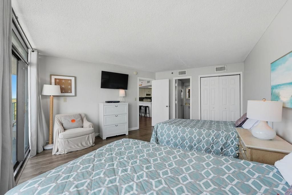 201 74th Ave. N Photo 27