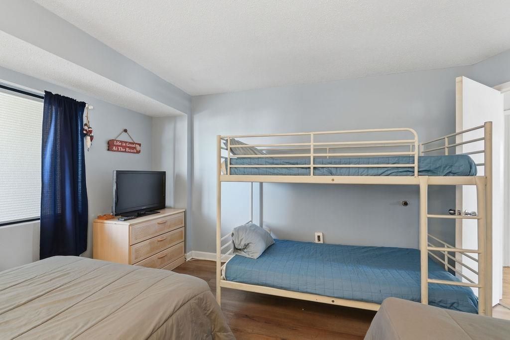 201 74th Ave. N Photo 6