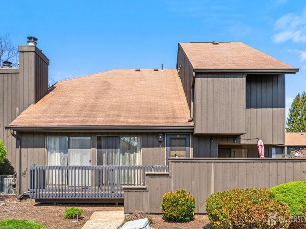 544 Westgate Drive, Edison, NJ 08820