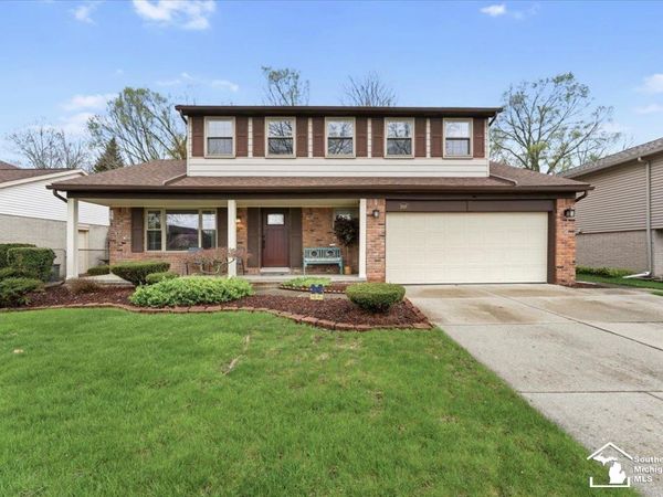 9686 Rose Street, Taylor, MI 48180