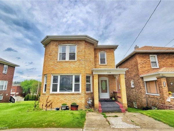 1104 Center Ave , Ellwood City, PA 16117