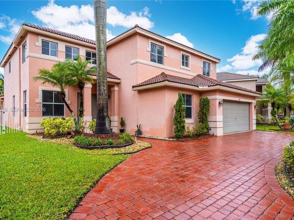 1065 Nandina , Weston, FL 33327