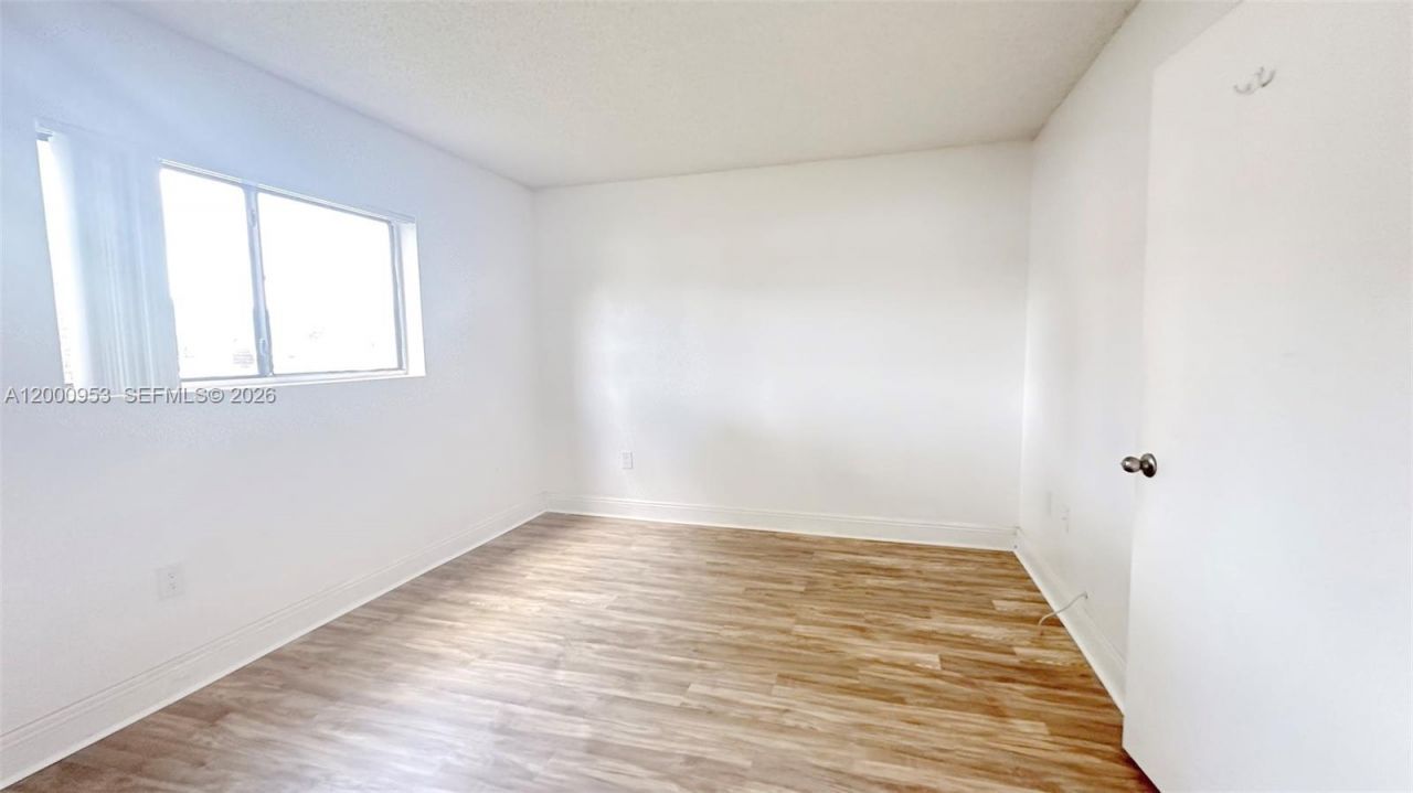 9491 S Palm Cir S , Unit 103, Pembroke Pines, FL 33025 Photo