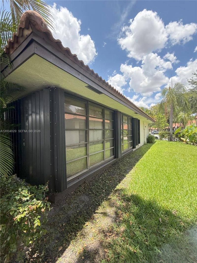 7029 Marlberry Ln, Unit 7029, Tamarac, FL 33321 Photo