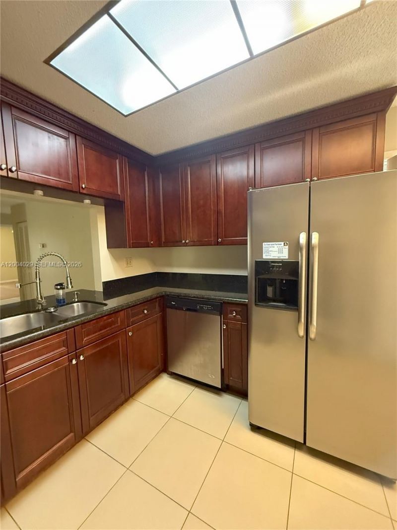 7029 Marlberry Ln, Unit 7029, Tamarac, FL 33321 Photo