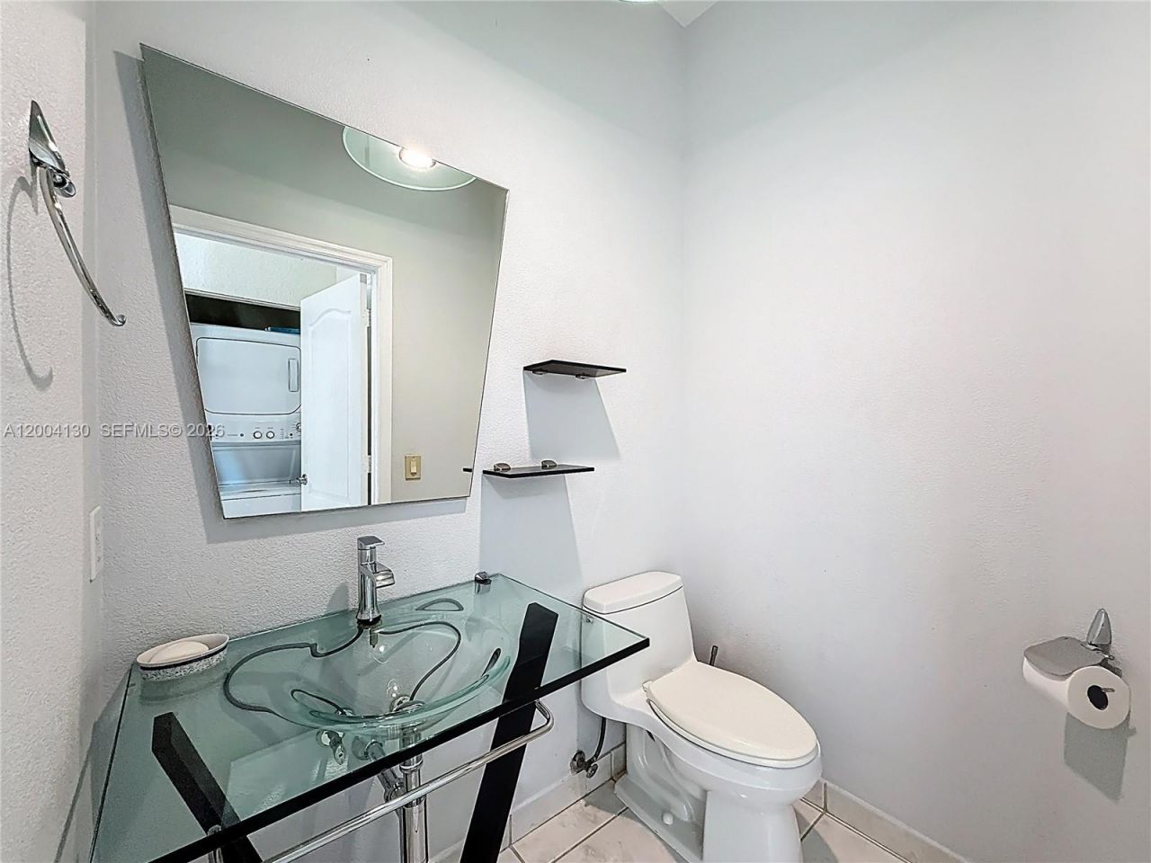 781 NE 195th St, Miami, FL 33179 Photo