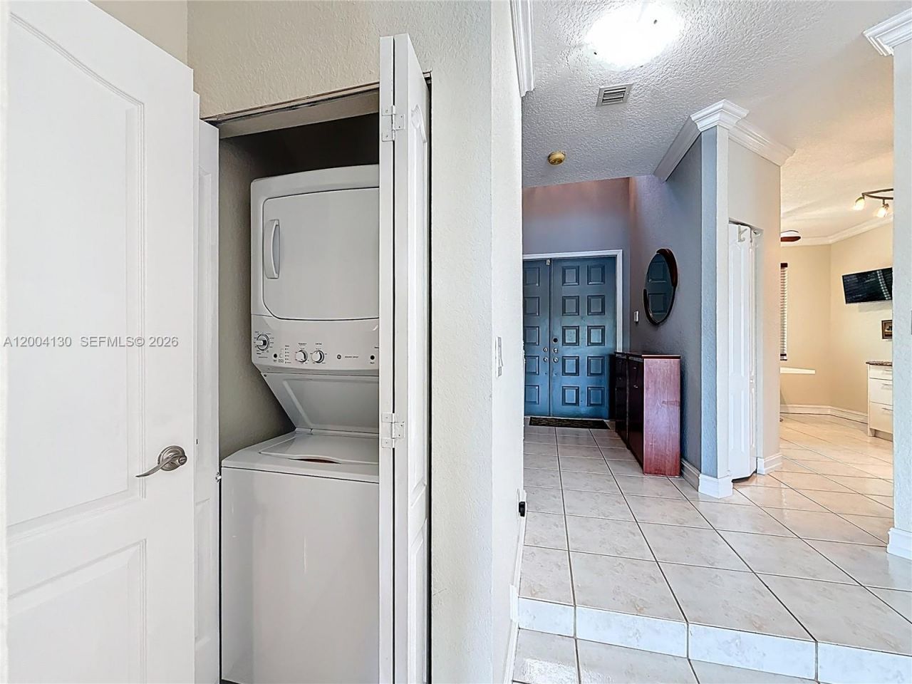 781 NE 195th St, Miami, FL 33179 Photo