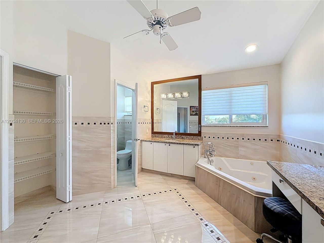 781 NE 195th St, Miami, FL 33179 Photo