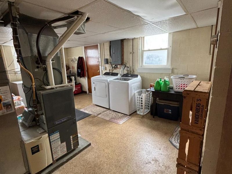 40 Crestwood Drive, Willard, OH 44890 Photo 16