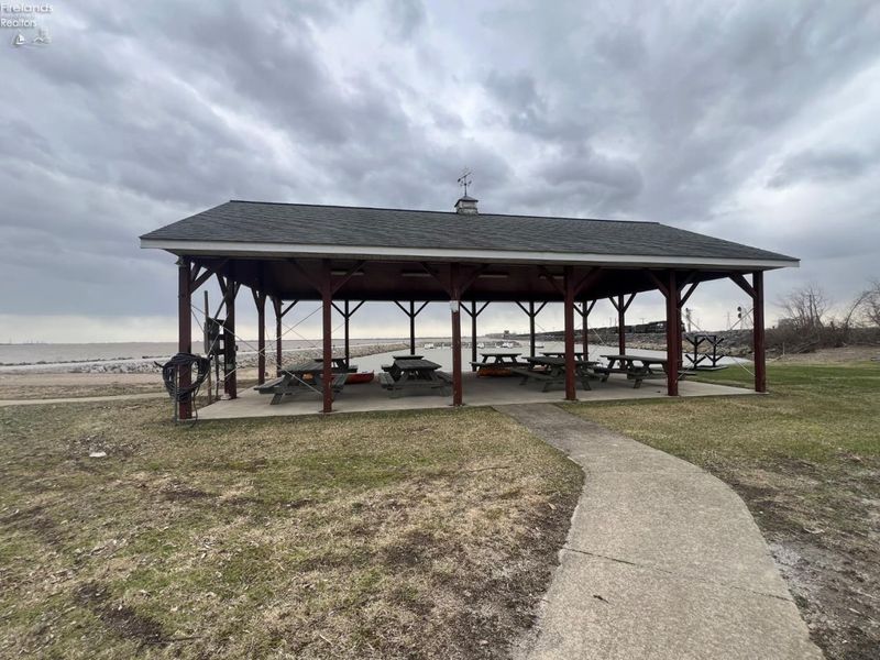 2790 S Amherst, Port Clinton, OH 43452 Photo 6