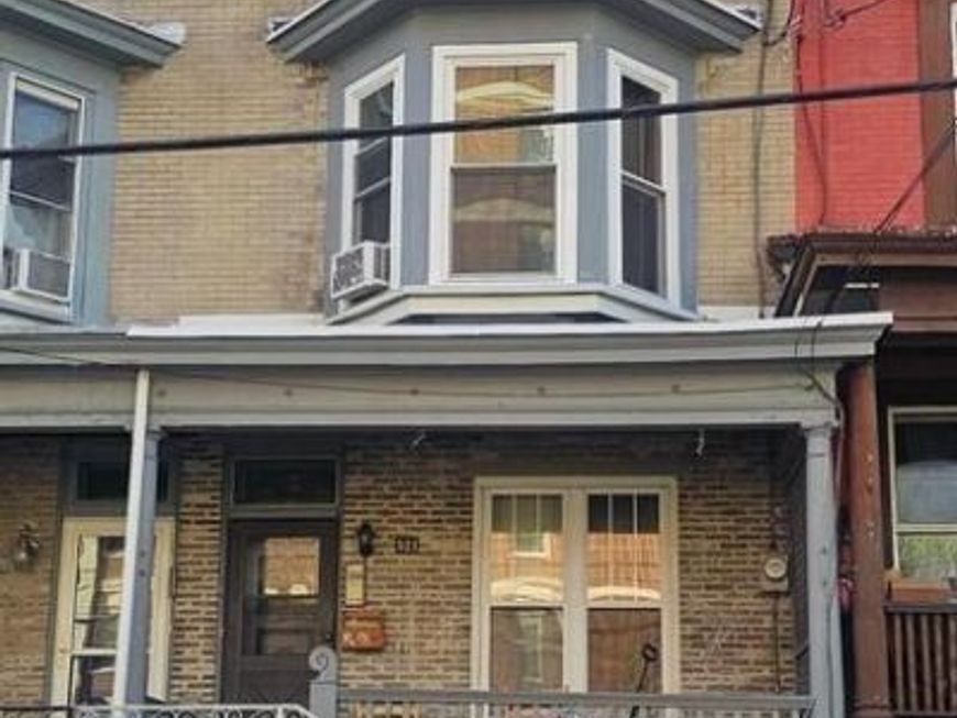 521 W Norwegian Street, Pottsville, PA 17901 Main Photo