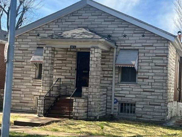 4874 Margaretta Avenue , St Louis, MO 63115