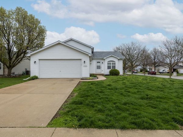 1500 Green Trails Drive , Plainfield, IL 60586