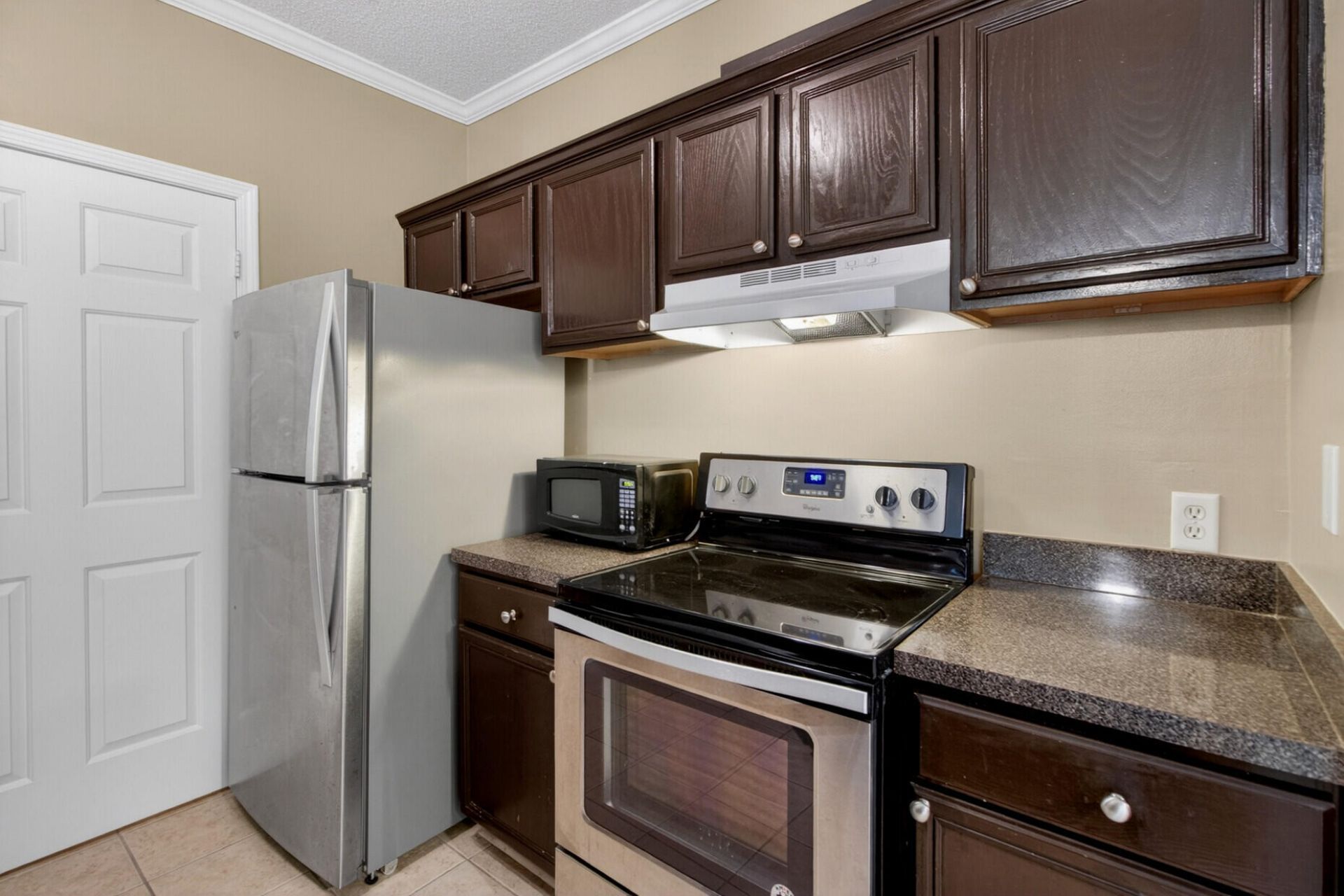 45 Sycamore Avenue Photo 15